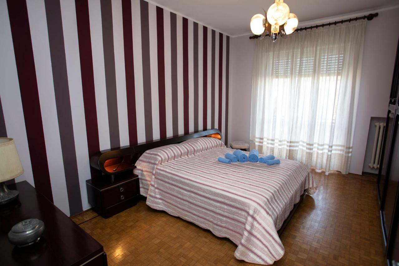 Spezia Apartment Turin Bagian luar foto